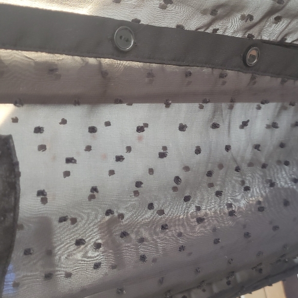 Cute Top - Picture 2 of 3